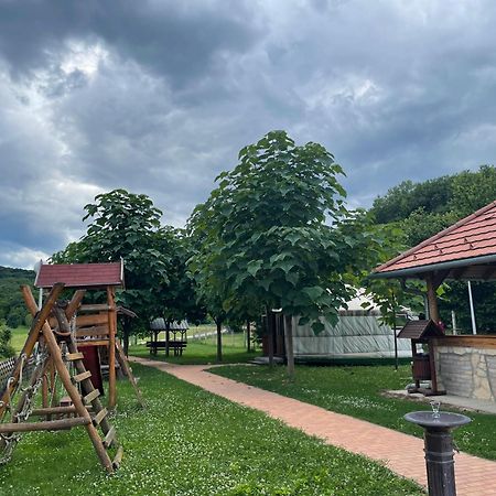 Nomad Jurta Zalakaros Mellett Ξενοδοχείο Zalamerenye Εξωτερικό φωτογραφία