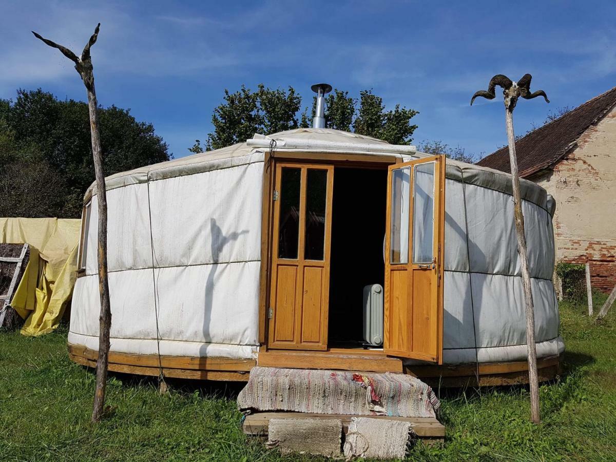 Nomad Jurta Zalakaros Mellett Ξενοδοχείο Zalamerenye Εξωτερικό φωτογραφία